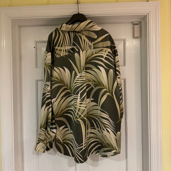 3/$40Rachel Zoe Size 2X - Picture 2 of 8